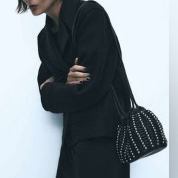 ZARA
STUDDED SOFT BUCKET BAG in Black/ New No Tags - Picture 9 of 10